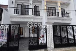 For Sale Hunian Rumah Nyaman 3 Kamar di Sunter, Jakarta Utara For Sale Hunian Rumah Nyaman 3 Kamar di Sunter, Jakarta Utara