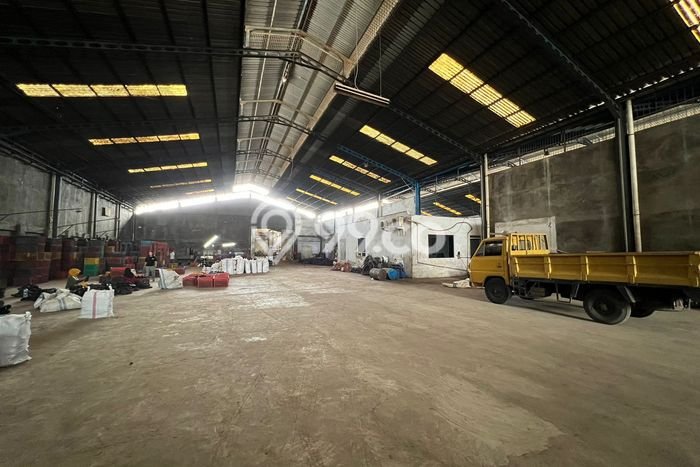 Gudang di Dadap, Luas 5000m², Area Komersial, Lokasi Strategis Gudang di Dadap, Luas 5000m², Area Komersial, Lokasi Strategis