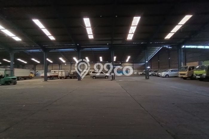 Disewakan Gudang di Kawasan Ramai Tangerang Kota Luas 4820m2 Disewakan Gudang di Kawasan Ramai Tangerang Kota Luas 4820m2