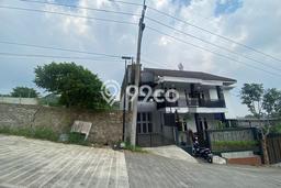 For Sale Hunian Rumah Terawat 6 KT di Cimahi, Bandung For Sale Hunian Rumah Terawat 6 KT di Cimahi, Bandung