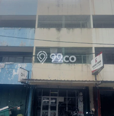 Disewakan Ruko di Kawasan Ramai jombang wetan Luas 300m2 Disewakan Ruko di Kawasan Ramai jombang wetan Luas 300m2