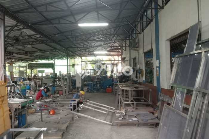 Dijual Gudang di Serpong Tangerang Selatan LT 880m2 / LB 490m2 Dijual Gudang di Serpong Tangerang Selatan LT 880m2 / LB 490m2