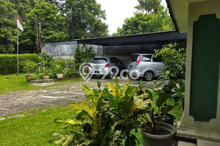 Rumah Elit LB 225m2 Siap Pakai Desain Elegan di Tanah Sareal, Bogor Rumah Elit LB 225m2 Siap Pakai Desain Elegan di Tanah Sareal, Bogor
