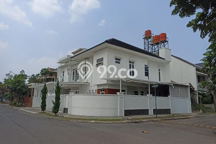 DIJUAL CEPAT! Rumah Modern di , Bandung, Luas 286m2m² LB 525m2m² NEGO! DIJUAL CEPAT! Rumah Modern di , Bandung, Luas 286m2m² LB 525m2m² NEGO!