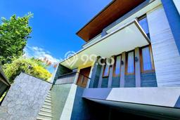 SPECIAL PRICE! Rumah Asri lokasi , LT 300m2m² LB 600m2m² SPECIAL PRICE! Rumah Asri lokasi , LT 300m2m² LB 600m2m²