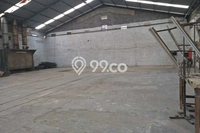 Unit Pabrik Dijual di Purworejo Pasuruan Luas Bangunan 8661m2 Unit Pabrik Dijual di Purworejo Pasuruan Luas Bangunan 8661m2