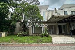 Dijual Rumah Luas Megah Dengan View Cantik di Pakuwon City, Surabaya Dijual Rumah Luas Megah Dengan View Cantik di Pakuwon City, Surabaya