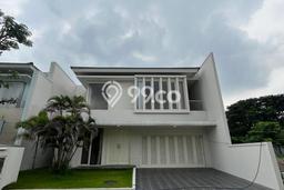 Rumah Mewah LB 326m2 Siap Pakai Desain Elegan di Manyar, Surabaya Rumah Mewah LB 326m2 Siap Pakai Desain Elegan di Manyar, Surabaya