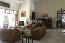 Rumah Mewah Dijual LT 604m2 di Genteng, Surabaya Rumah Mewah Dijual LT 604m2 di Genteng, Surabaya