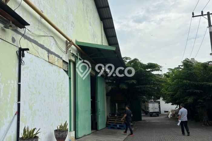 Pabrik Dijual di Gresik Gresik dengan LB 3570m2 Pabrik Dijual di Gresik Gresik dengan LB 3570m2