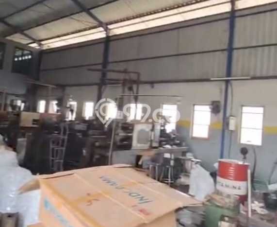 Unit Gudang Dijual di Surabaya LT 1681m2 & LB 1681m2 Unit Gudang Dijual di Surabaya LT 1681m2 & LB 1681m2