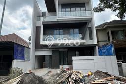 Hunian Mewah LB 405m2 Siap Pakai Desain Elegan di Citraland, Surabaya Hunian Mewah LB 405m2 Siap Pakai Desain Elegan di Citraland, Surabaya