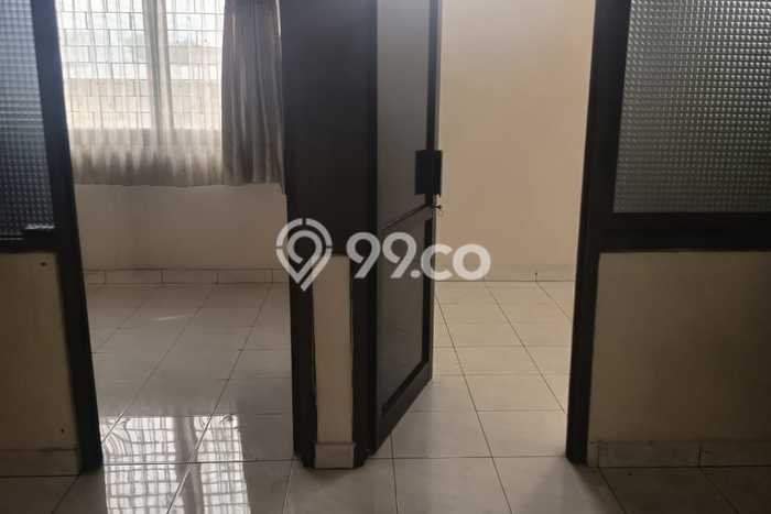 Area Ramai! Ruko Dijual di Bubutan untuk Bisnis Luas Bangunan 220m2 Area Ramai! Ruko Dijual di Bubutan untuk Bisnis Luas Bangunan 220m2