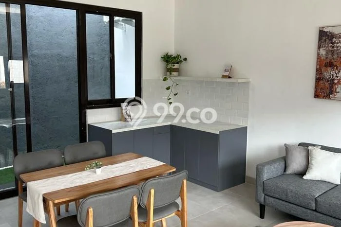 Rumah LT 75m² / LB 70m² Dekat Kampus di Pondok Kelapa, Jakarta Timur Rumah LT 75m² / LB 70m² Dekat Kampus di Pondok Kelapa, Jakarta Timur
