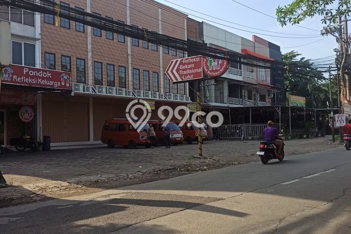 Ruko di Pondok Gede, Luas 168m2m², Pusat Komersial, Jalan Utama Ruko di Pondok Gede, Luas 168m2m², Pusat Komersial, Jalan Utama
