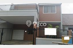 Rumah Elit Modern Tanpa Renovasi di Raffles Hills Jakarta Timur Rumah Elit Modern Tanpa Renovasi di Raffles Hills Jakarta Timur