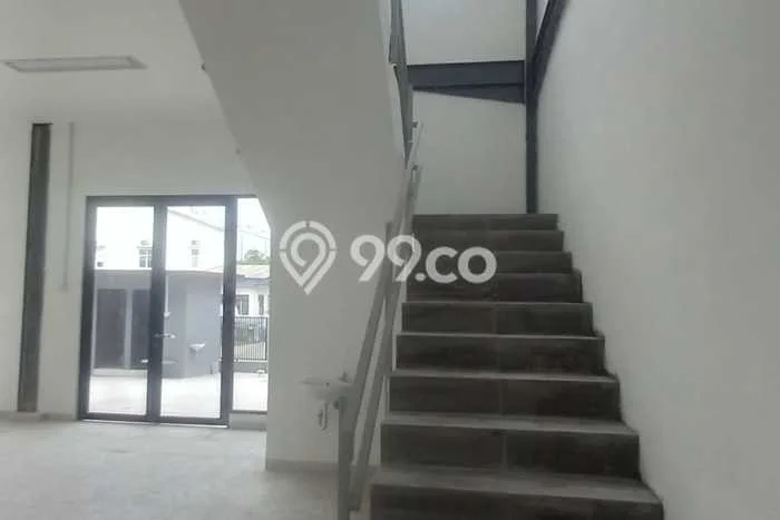 Gudang paling strategis disewakan di Lippo Cikarang Cikarang Gudang paling strategis disewakan di Lippo Cikarang Cikarang