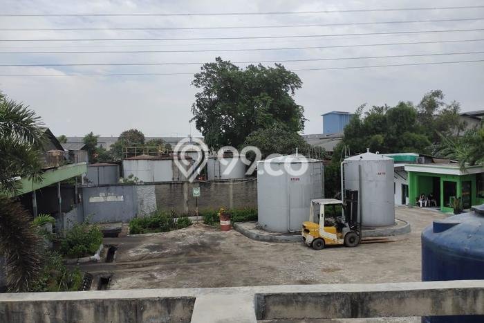 KAWASAN PREMIUM! Pabrik di Cikarang Barat, Luas 700m2m², Area Bisnis KAWASAN PREMIUM! Pabrik di Cikarang Barat, Luas 700m2m², Area Bisnis
