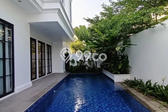 Disewakan Hunian Premium dengan 4 KT & 4 KM di Jakarta Selatan Disewakan Hunian Premium dengan 4 KT & 4 KM di Jakarta Selatan
