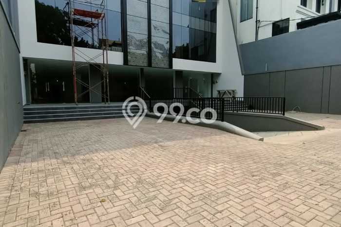Dijual Pabrik Kawasan Duren Sawit, Luas 1300m², Kawasan Bisnis, Jalur Mudah Dijual Pabrik Kawasan Duren Sawit, Luas 1300m², Kawasan Bisnis, Jalur Mudah