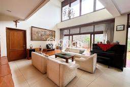 Hunian Elit LB 360m2 Siap Huni Desain Elegan di Kemanggisan, Jakarta Barat Hunian Elit LB 360m2 Siap Huni Desain Elegan di Kemanggisan, Jakarta Barat