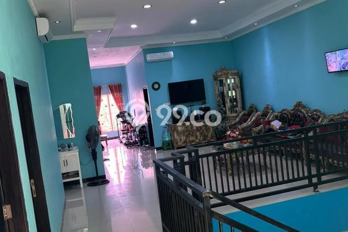 FOR RENT! Ruko di Manukan Cocok untuk Bisnis 180m2 FOR RENT! Ruko di Manukan Cocok untuk Bisnis 180m2