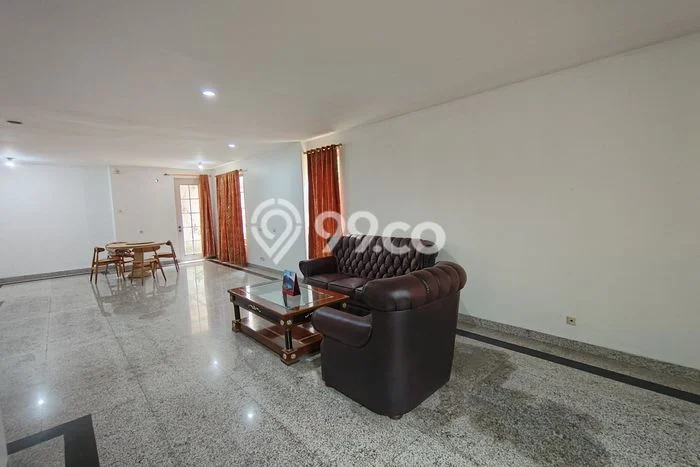 Disewakan! Rumah 3 Kamar Tidur &
3 Kamar Mandi di Lippo Karawaci, Tangerang Disewakan! Rumah 3 Kamar Tidur &
3 Kamar Mandi di Lippo Karawaci, Tangerang