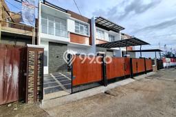 Dijual Rumah 4 Kamar Lokasi Strategis Bagus dan Strategis di Bekasi Timur Dijual Rumah 4 Kamar Lokasi Strategis Bagus dan Strategis di Bekasi Timur