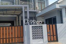 INVESTASI CERDAS! Rumah Exclusive Cikupa, Tangerang, LT 237m² Luas Bangunan 232m² INVESTASI CERDAS! Rumah Exclusive Cikupa, Tangerang, LT 237m² Luas Bangunan 232m²