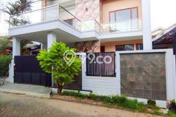 For Sale! Luxury House LT 180m2 Desain Elegan di Sektor 5 - Bintaro For Sale! Luxury House LT 180m2 Desain Elegan di Sektor 5 - Bintaro