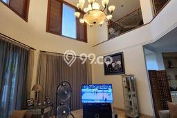 Rumah Elit Modern Siap Huni di Pondok Indah Jakarta Selatan Rumah Elit Modern Siap Huni di Pondok Indah Jakarta Selatan