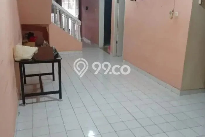 Disewakan! Rumah 3 Kamar Tidur &
2 Kamar Mandi di Duri Kosambi, Jakarta Barat Disewakan! Rumah 3 Kamar Tidur &
2 Kamar Mandi di Duri Kosambi, Jakarta Barat