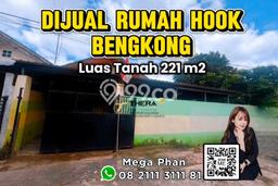 Rumah Strategis Bengkong, Batam, LT 221m2m² LB 1m2m² Rumah Strategis Bengkong, Batam, LT 221m2m² LB 1m2m²