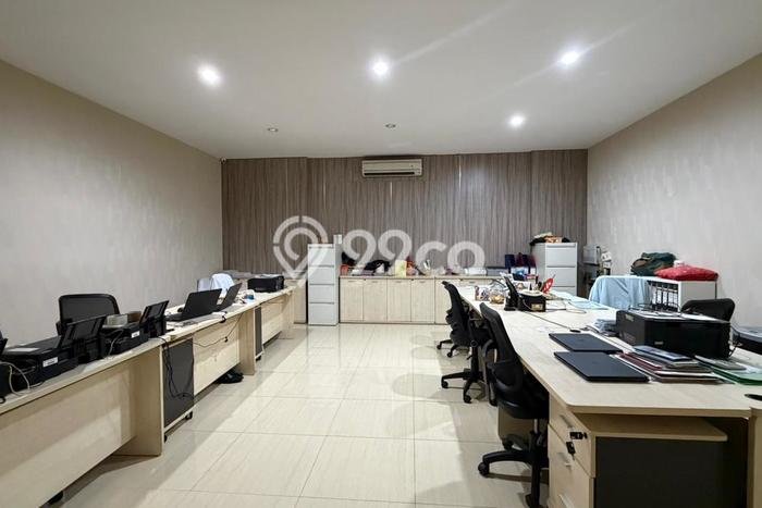 Ruko Dijual Lokasi Emas di Denpasar Barat Luas 450m2 Ruko Dijual Lokasi Emas di Denpasar Barat Luas 450m2