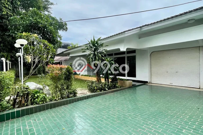 Rumah Disewakan Jakarta Selatan LT 850m2 LB 500m2 Area Kemang Rumah Disewakan Jakarta Selatan LT 850m2 LB 500m2 Area Kemang
