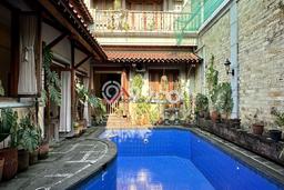 Rumah Eksklusif Siap Huni LT 635m2 di Cinere, Depok Rumah Eksklusif Siap Huni LT 635m2 di Cinere, Depok