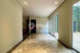 Ready to Use! Luxury House LT 521m2 Desain Elegan di Pondok Indah Ready to Use! Luxury House LT 521m2 Desain Elegan di Pondok Indah