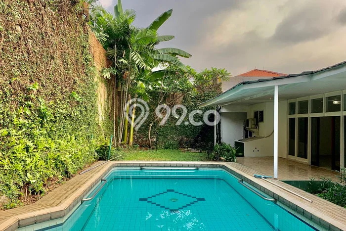 Sewa Rumah Murah di Kemang Jakarta Selatan Punya 4 KT Sewa Rumah Murah di Kemang Jakarta Selatan Punya 4 KT