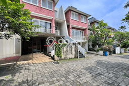 Rumah Mewah Dijual LT 147m2 di Cilandak, Jakarta Selatan Rumah Mewah Dijual LT 147m2 di Cilandak, Jakarta Selatan