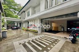 For Sale! Premium House LT 765m2 Desain Elegan di Kemang For Sale! Premium House LT 765m2 Desain Elegan di Kemang