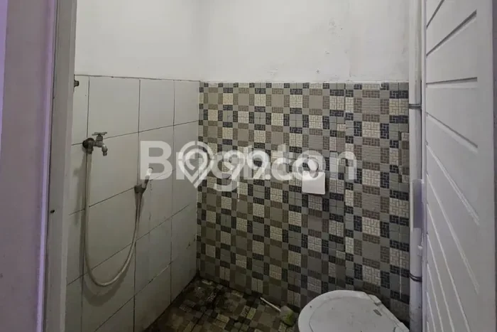 For Rent Ruko Kawasan pekunden, Luas 300m², Lokasi Komersial For Rent Ruko Kawasan pekunden, Luas 300m², Lokasi Komersial