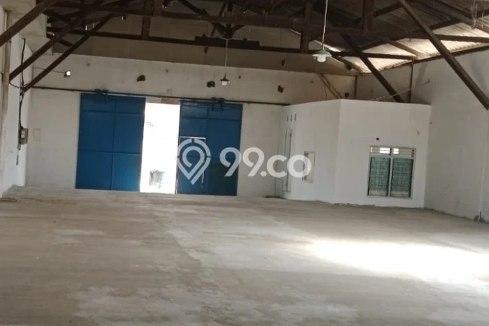 KAWASAN KOMERSIAL! Gudang Disewakan Kawasan , Luas 220m2m², Jalan Strategis KAWASAN KOMERSIAL! Gudang Disewakan Kawasan , Luas 220m2m², Jalan Strategis