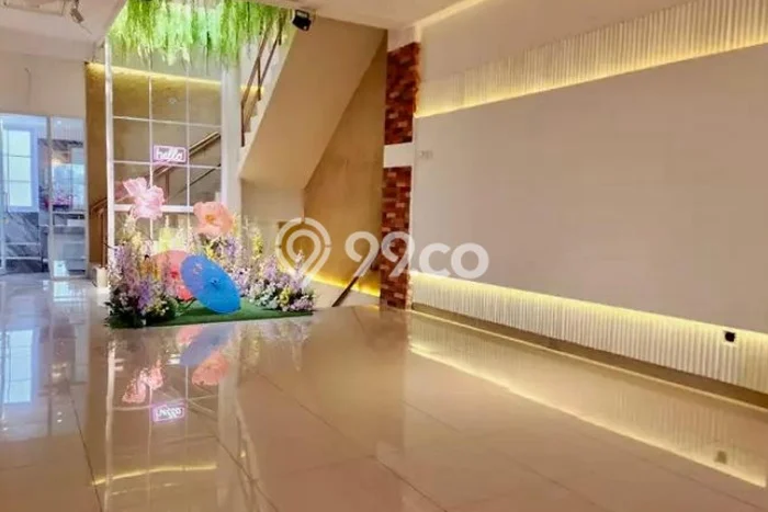 Disewakan Ruko di Pusat Kota Tangerang Selatan Ramai Strategis Disewakan Ruko di Pusat Kota Tangerang Selatan Ramai Strategis