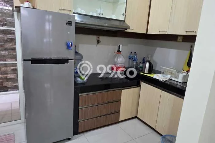 Disewakan! Rumah 3 Kamar Tidur &
3 Kamar Mandi di Green Lake City, Jakarta Barat Disewakan! Rumah 3 Kamar Tidur &
3 Kamar Mandi di Green Lake City, Jakarta Barat