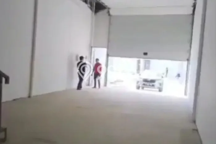 Gudang Bagus Dijual LB 108m2 Lokasi Strategis Tangerang Area Cocok untuk Berbisnis Gudang Bagus Dijual LB 108m2 Lokasi Strategis Tangerang Area Cocok untuk Berbisnis