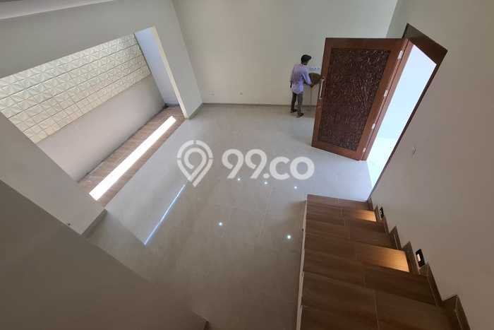 Rumah Strategis Modern Lb 170m2 di Baki, Sukoharjo Rumah Strategis Modern Lb 170m2 di Baki, Sukoharjo