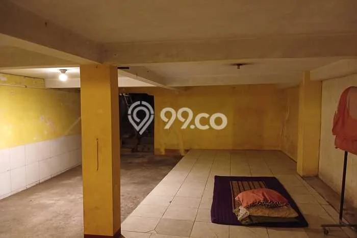 Disewakan Ruko Area Bisnis Kawasan Grogol, Luas 300m2m², Siap Operasi Disewakan Ruko Area Bisnis Kawasan Grogol, Luas 300m2m², Siap Operasi