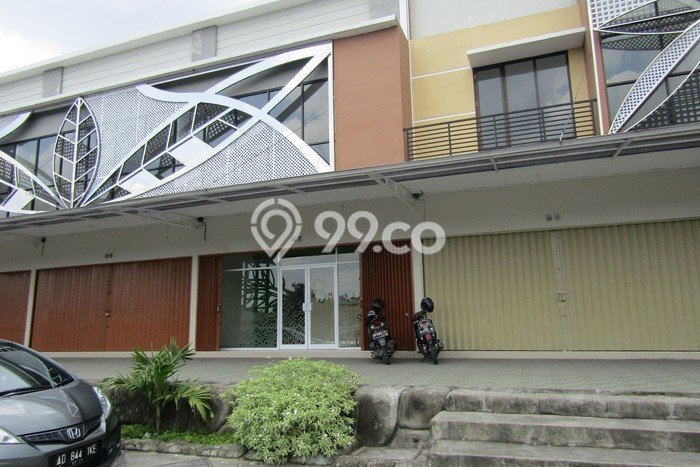 Ruko di Ngemplak, Luas 189m2m², For Rent, Kawasan Komersial, Ready Pakai Ruko di Ngemplak, Luas 189m2m², For Rent, Kawasan Komersial, Ready Pakai