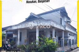 DIJUAL CEPAT! Rumah Banjarsari, Solo, LT 194m² LB 145m² DIJUAL CEPAT! Rumah Banjarsari, Solo, LT 194m² LB 145m²