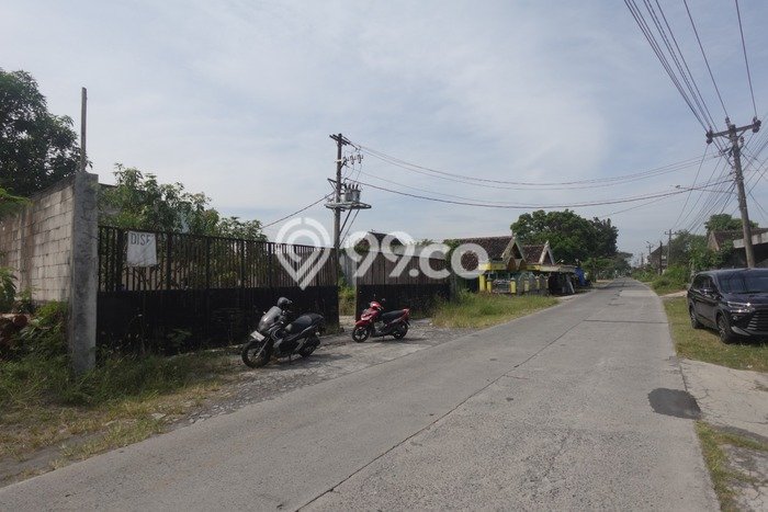 Gudang Usaha Dijual di Nogosari Boyolali LT 2543m2 & LB 587m2 Gudang Usaha Dijual di Nogosari Boyolali LT 2543m2 & LB 587m2